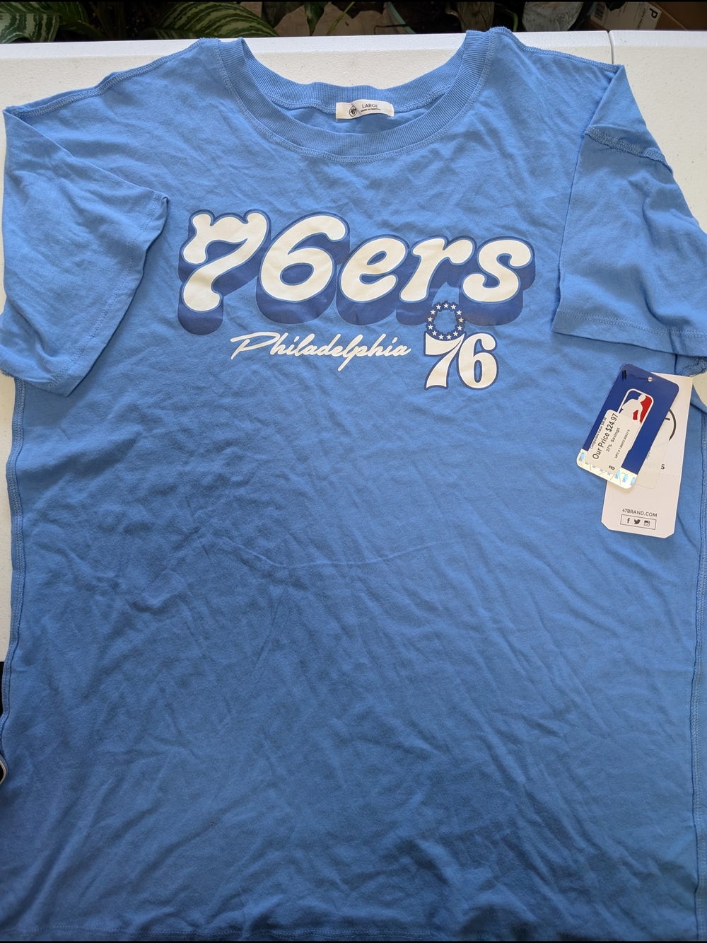 Philadelphia 76ers Women's Short Sleeve Tee in Light Blue - Team Graphic